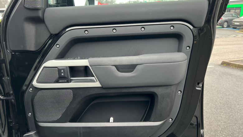 Land Rover Defender 2.0 P400e XS Edition 110 5dr Auto Estate